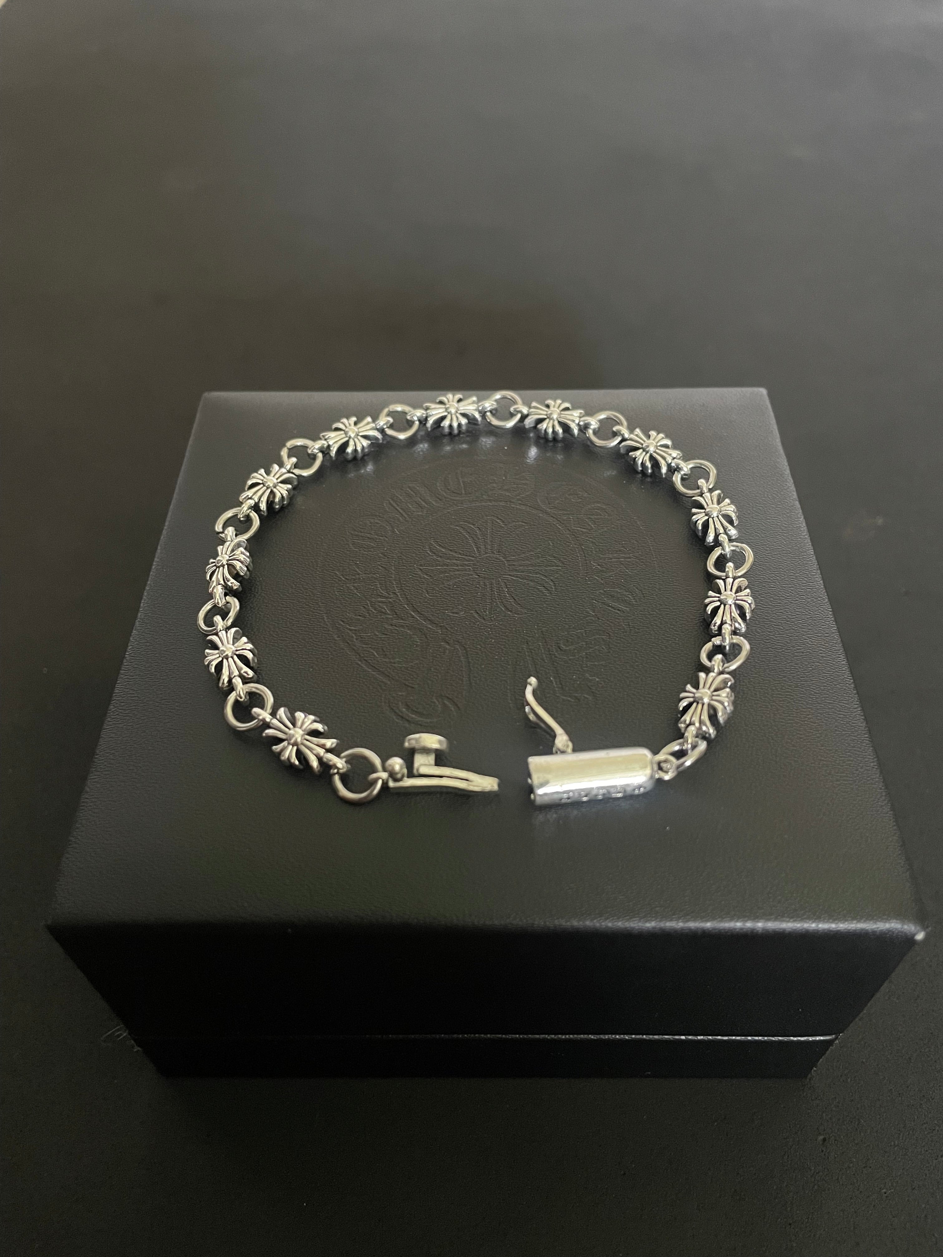 CH Charm Bracelet V1