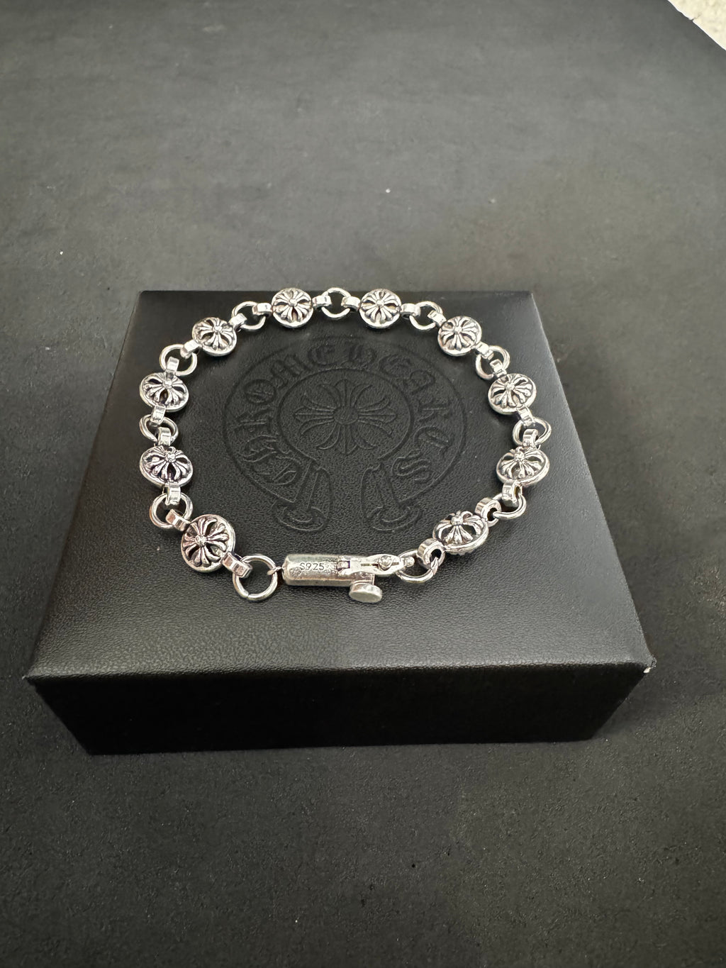 CH Crossball Bracelet V2