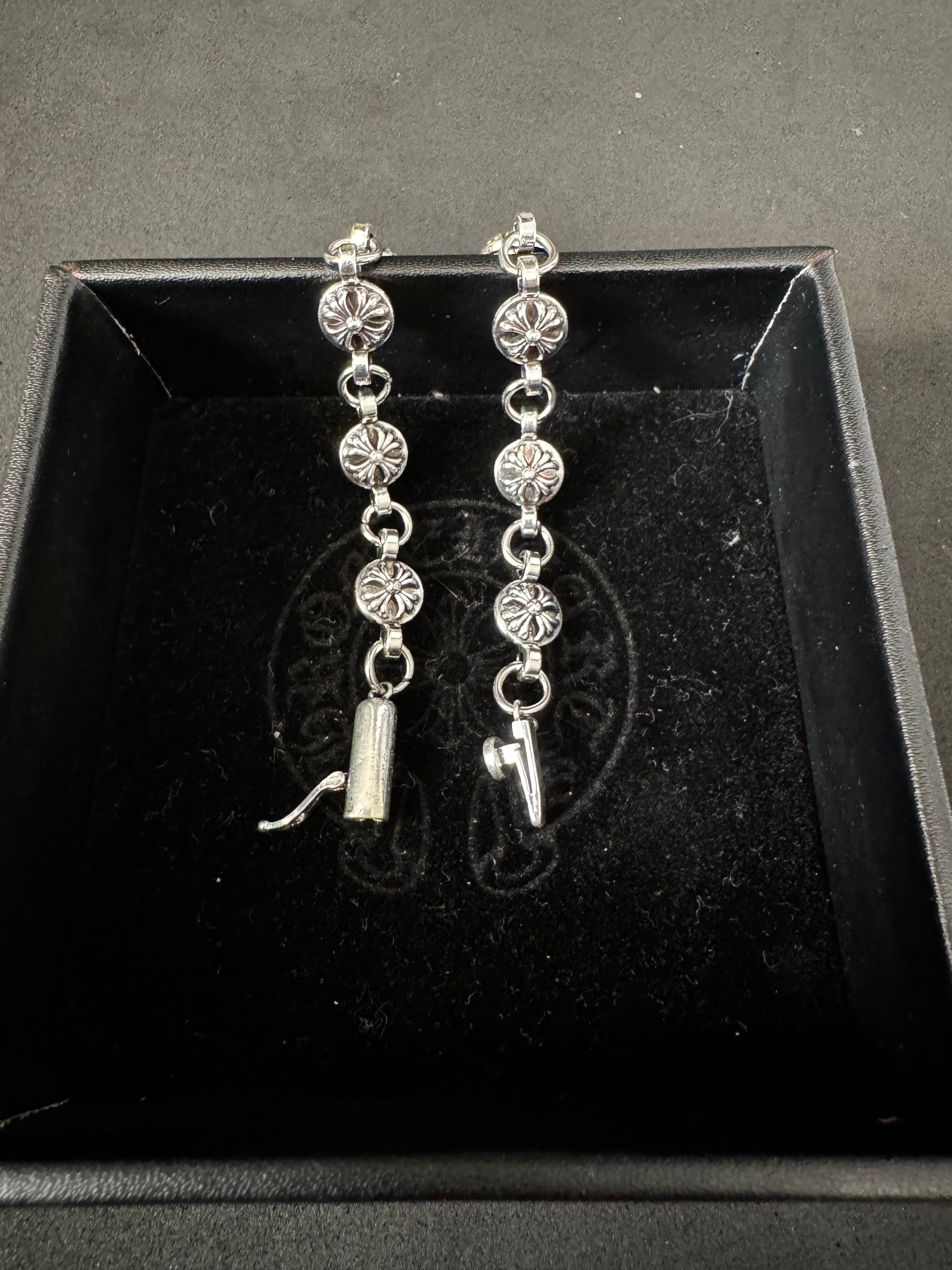 CH Crossball Bracelet V2