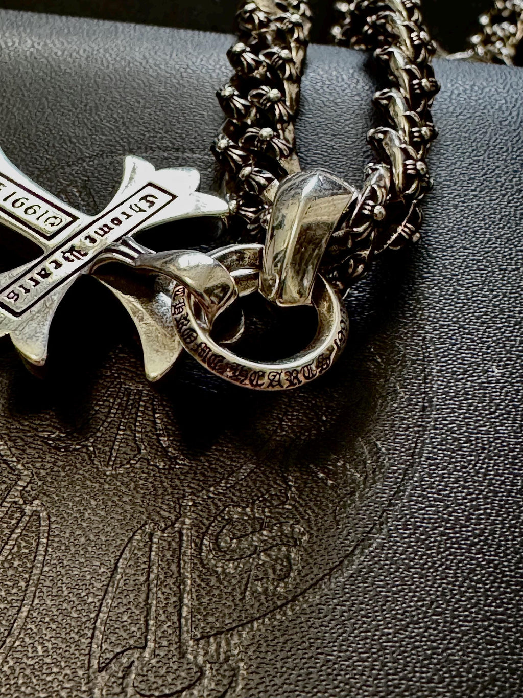 Ch gothic style y2k cuban link cross necklace chrome .925 silver chain pendant 20in for men and women unisex a7