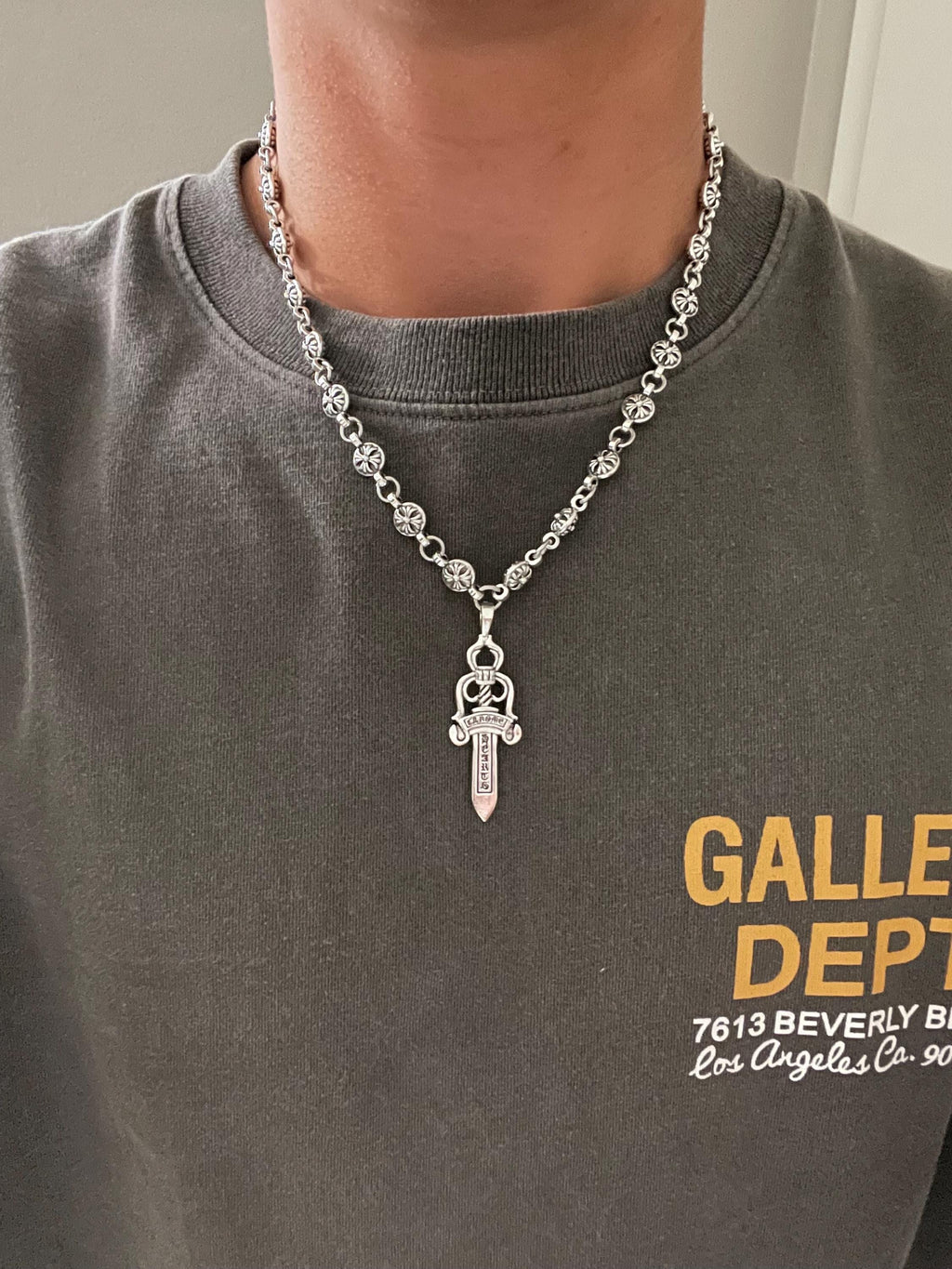 Ch gothic style sword y2k punk chrome silver necklace choke chain pendant heavy 20in a5