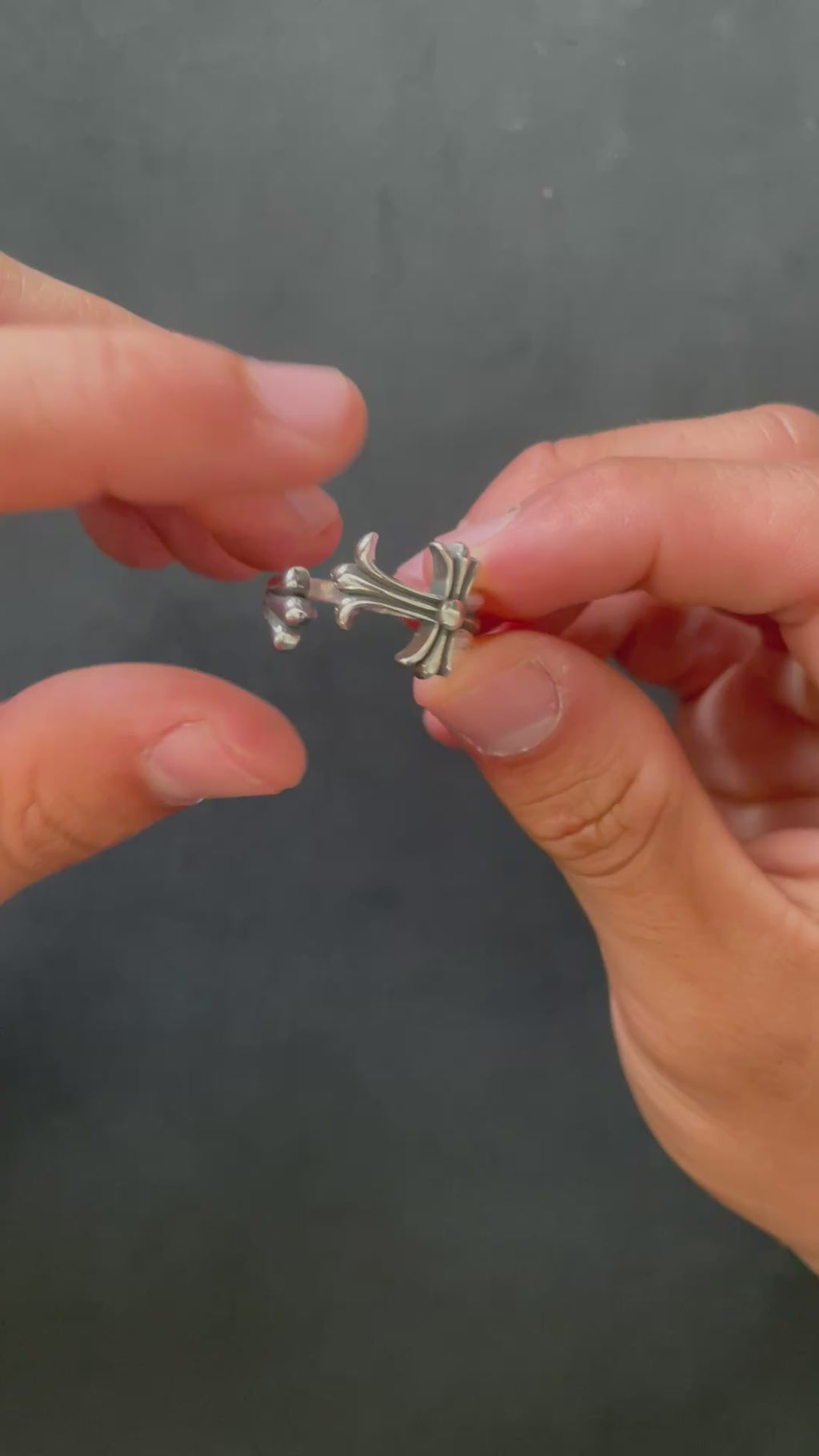 CH Adjustable Cross Ring